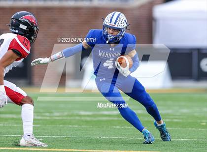 Thumbnail 3 in Valle Catholic vs. Lamar (MSHSAA Class 2 Championship) photogallery.