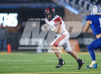 Thumbnail 2 in Valle Catholic vs. Lamar (MSHSAA Class 2 Championship) photogallery.