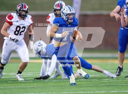 Thumbnail 1 in Valle Catholic vs. Lamar (MSHSAA Class 2 Championship) photogallery.