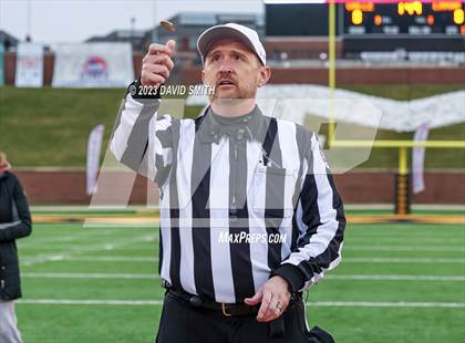 Thumbnail 2 in Valle Catholic vs. Lamar (MSHSAA Class 2 Championship) photogallery.