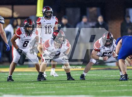Thumbnail 2 in Valle Catholic vs. Lamar (MSHSAA Class 2 Championship) photogallery.