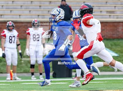 Thumbnail 1 in Valle Catholic vs. Lamar (MSHSAA Class 2 Championship) photogallery.