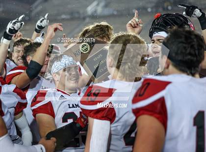 Thumbnail 1 in Valle Catholic vs. Lamar (MSHSAA Class 2 Championship) photogallery.