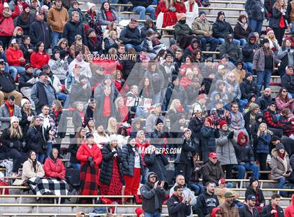 Thumbnail 1 in Valle Catholic vs. Lamar (MSHSAA Class 2 Championship) photogallery.