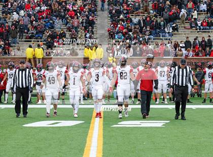 Thumbnail 1 in Valle Catholic vs. Lamar (MSHSAA Class 2 Championship) photogallery.