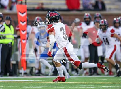 Thumbnail 2 in Valle Catholic vs. Lamar (MSHSAA Class 2 Championship) photogallery.