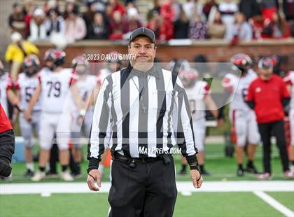 Thumbnail 2 in Valle Catholic vs. Lamar (MSHSAA Class 2 Championship) photogallery.