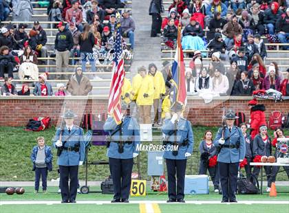 Thumbnail 2 in Valle Catholic vs. Lamar (MSHSAA Class 2 Championship) photogallery.