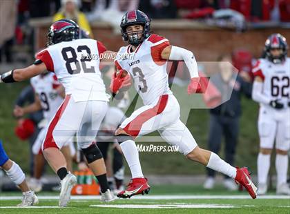 Thumbnail 1 in Valle Catholic vs. Lamar (MSHSAA Class 2 Championship) photogallery.