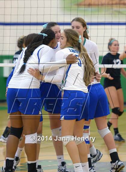 Thumbnail 2 in Saddleback Valley Christian vs. Xavier Prep (Durango Fall Classic) photogallery.