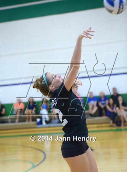 Thumbnail 2 in Saddleback Valley Christian vs. Xavier Prep (Durango Fall Classic) photogallery.