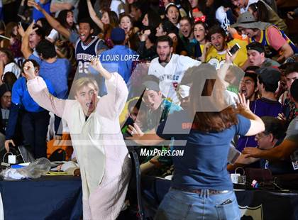 Thumbnail 3 in Burbank vs. Brentwood School (CIF SS DIV 3AA Final) photogallery.