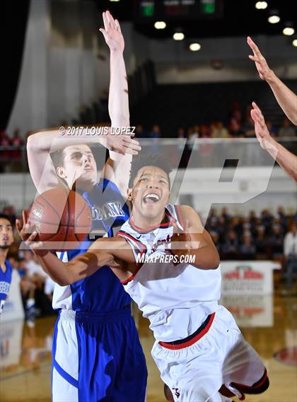 Thumbnail 3 in Burbank vs. Brentwood School (CIF SS DIV 3AA Final) photogallery.