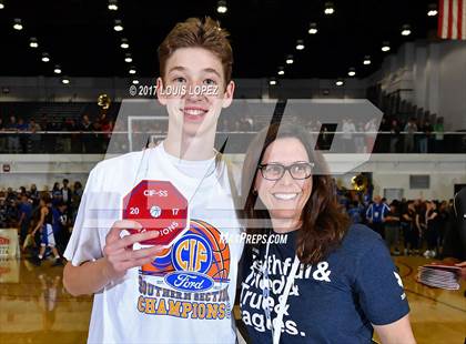 Thumbnail 2 in Burbank vs. Brentwood School (CIF SS DIV 3AA Final) photogallery.