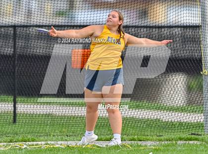 Thumbnail 1 in Muncie Central 3-Way (Discus) photogallery.