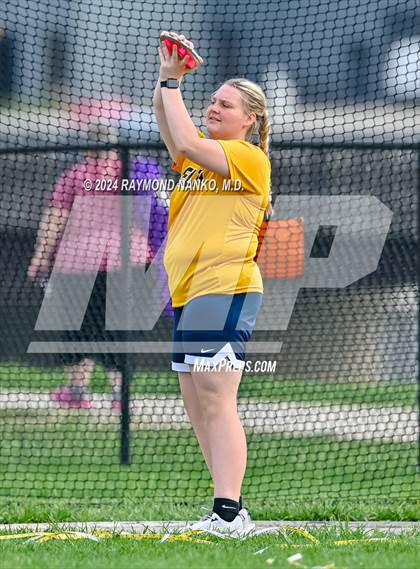 Thumbnail 3 in Muncie Central 3-Way (Discus) photogallery.