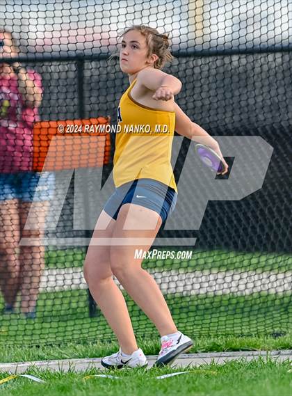 Thumbnail 1 in Muncie Central 3-Way (Discus) photogallery.