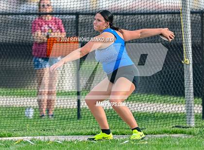 Thumbnail 1 in Muncie Central 3-Way (Discus) photogallery.