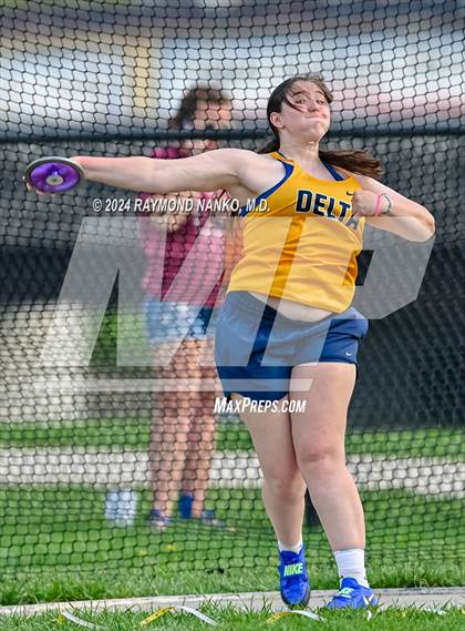 Thumbnail 3 in Muncie Central 3-Way (Discus) photogallery.