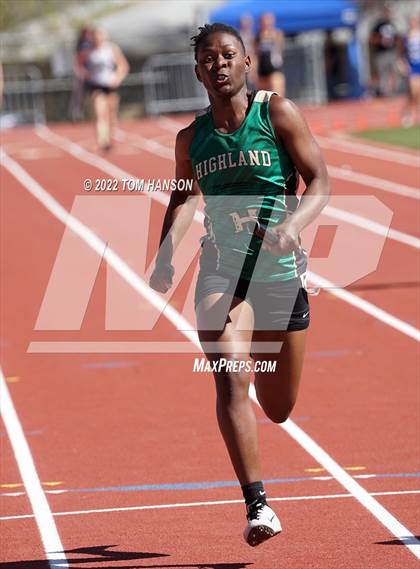 Thumbnail 2 in Mile High League Meet photogallery.