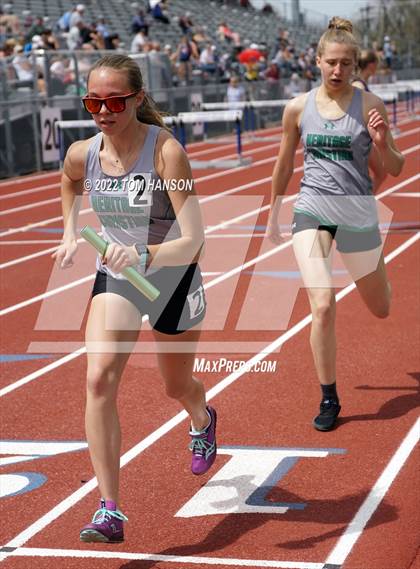 Thumbnail 3 in Mile High League Meet photogallery.