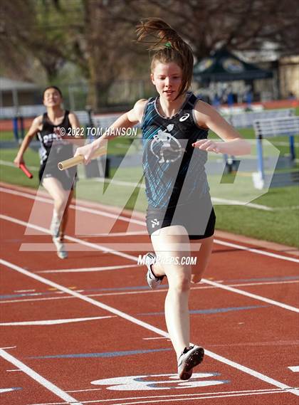 Thumbnail 1 in Mile High League Meet photogallery.