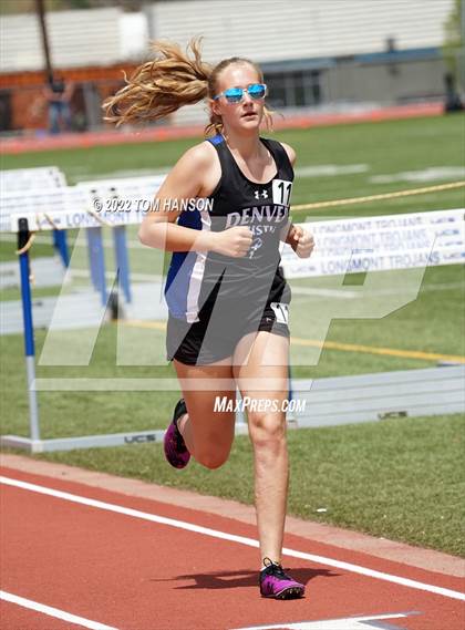 Thumbnail 2 in Mile High League Meet photogallery.