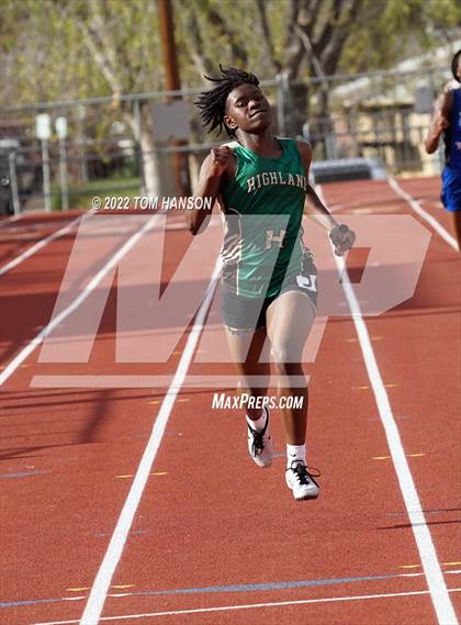 Thumbnail 2 in Mile High League Meet photogallery.