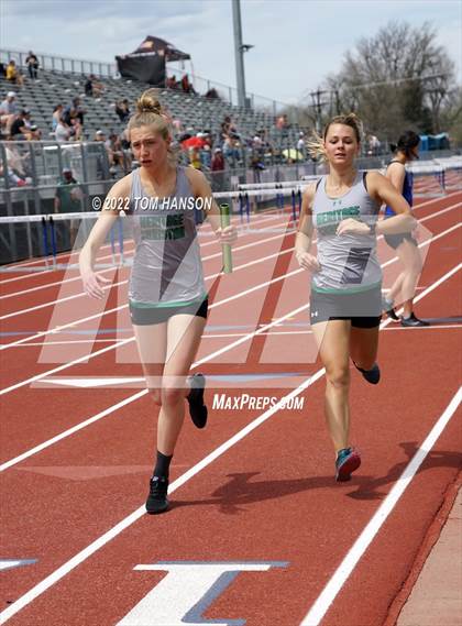 Thumbnail 3 in Mile High League Meet photogallery.