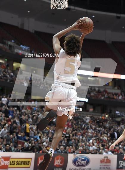 Thumbnail 1 in Bishop Montgomery vs. Mater Dei (CIF-SS Open Final) photogallery.