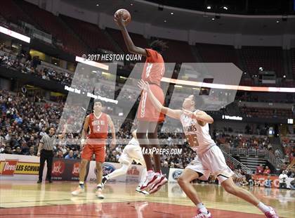 Thumbnail 3 in Bishop Montgomery vs. Mater Dei (CIF-SS Open Final) photogallery.