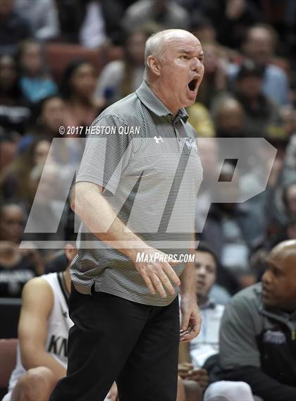 Thumbnail 1 in Bishop Montgomery vs. Mater Dei (CIF-SS Open Final) photogallery.