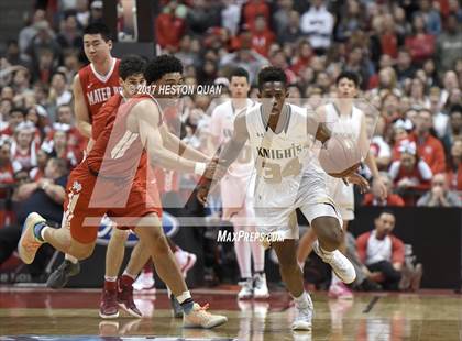 Thumbnail 2 in Bishop Montgomery vs. Mater Dei (CIF-SS Open Final) photogallery.