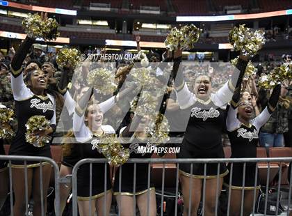 Thumbnail 3 in Bishop Montgomery vs. Mater Dei (CIF-SS Open Final) photogallery.