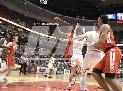 Thumbnail 1 in Bishop Montgomery vs. Mater Dei (CIF-SS Open Final) photogallery.