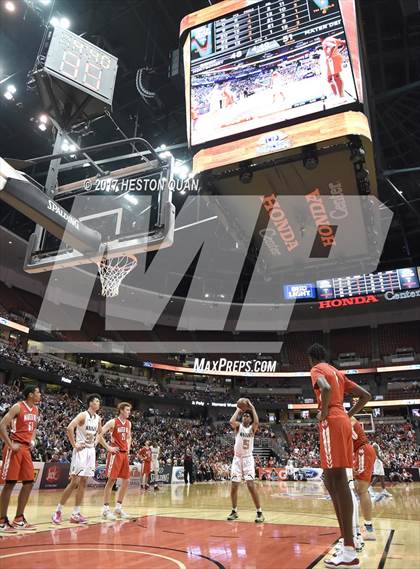 Thumbnail 1 in Bishop Montgomery vs. Mater Dei (CIF-SS Open Final) photogallery.