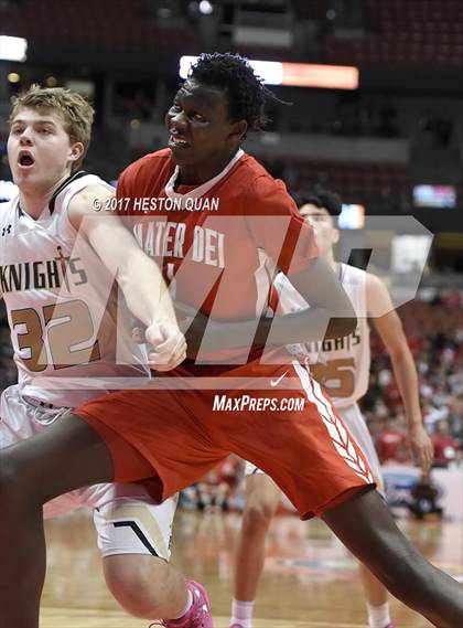 Thumbnail 1 in Bishop Montgomery vs. Mater Dei (CIF-SS Open Final) photogallery.