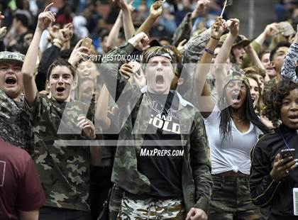 Thumbnail 1 in Bishop Montgomery vs. Mater Dei (CIF-SS Open Final) photogallery.