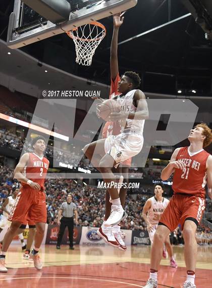 Thumbnail 1 in Bishop Montgomery vs. Mater Dei (CIF-SS Open Final) photogallery.