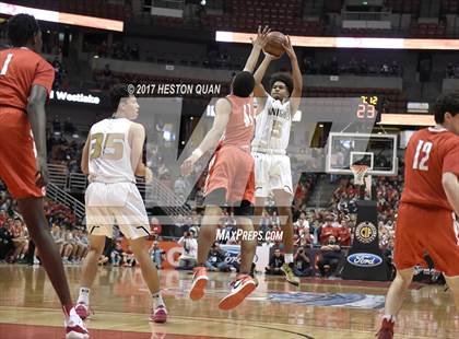 Thumbnail 2 in Bishop Montgomery vs. Mater Dei (CIF-SS Open Final) photogallery.