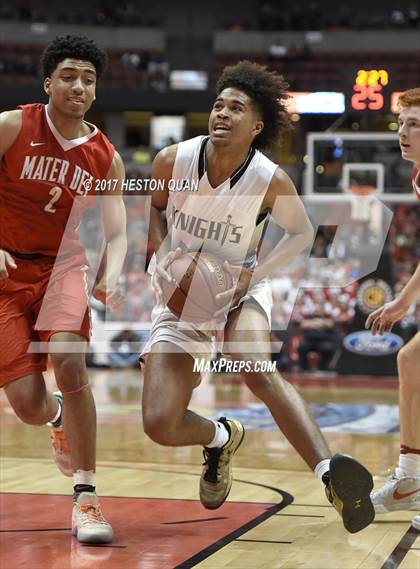 Thumbnail 3 in Bishop Montgomery vs. Mater Dei (CIF-SS Open Final) photogallery.