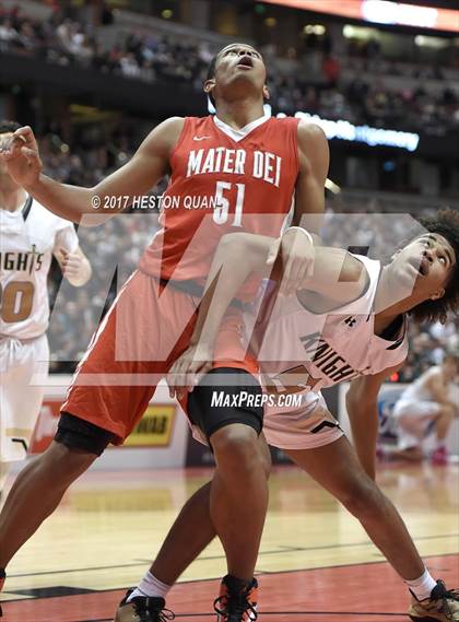 Thumbnail 2 in Bishop Montgomery vs. Mater Dei (CIF-SS Open Final) photogallery.