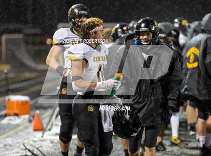 Thumbnail 3 in Traverse City Central vs. Caledonia photogallery.