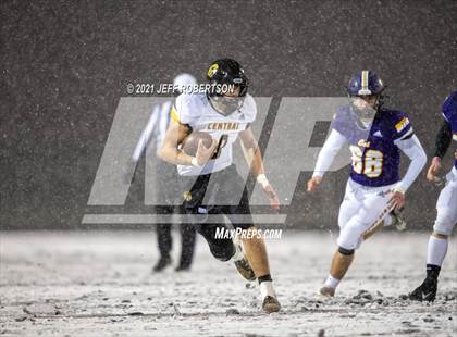 Thumbnail 3 in Traverse City Central vs. Caledonia photogallery.