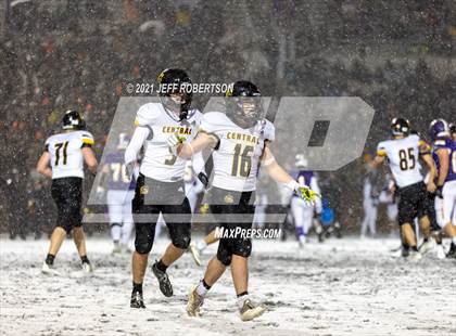 Thumbnail 3 in Traverse City Central vs. Caledonia photogallery.
