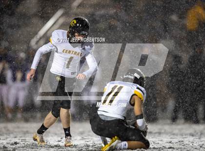 Thumbnail 2 in Traverse City Central vs. Caledonia photogallery.
