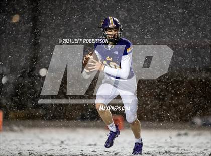Thumbnail 3 in Traverse City Central vs. Caledonia photogallery.