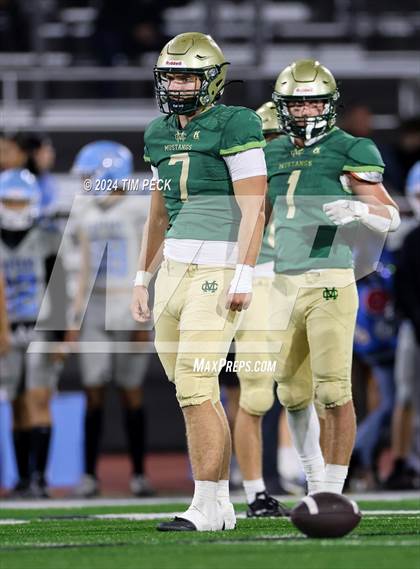 Thumbnail 1 in Mira Costa @ Villa Park photogallery.