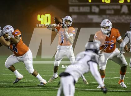 Thumbnail 2 in Kentwood @ Graham-Kapowsin (WIAA 4A Round 2 Playoff) photogallery.