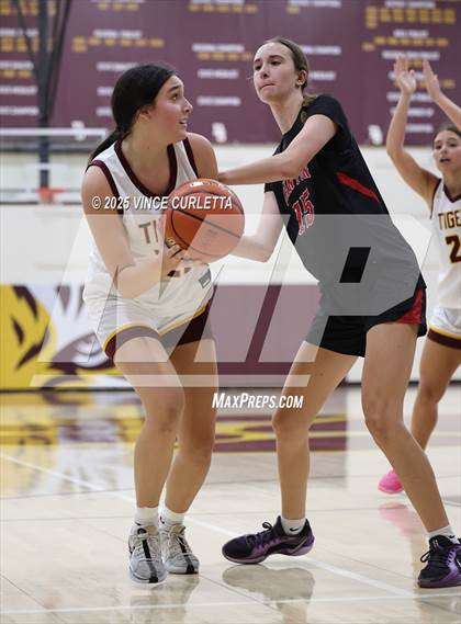 Thumbnail 3 in JV: Canyon @ Dripping Springs photogallery.